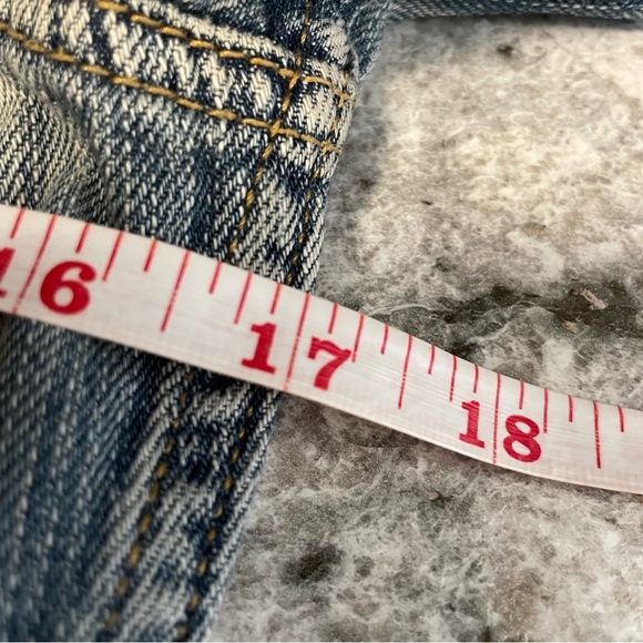 Aritzia Talula Classic Denim Blue Jean Jacket Women’s Small - Picture 12 of 13